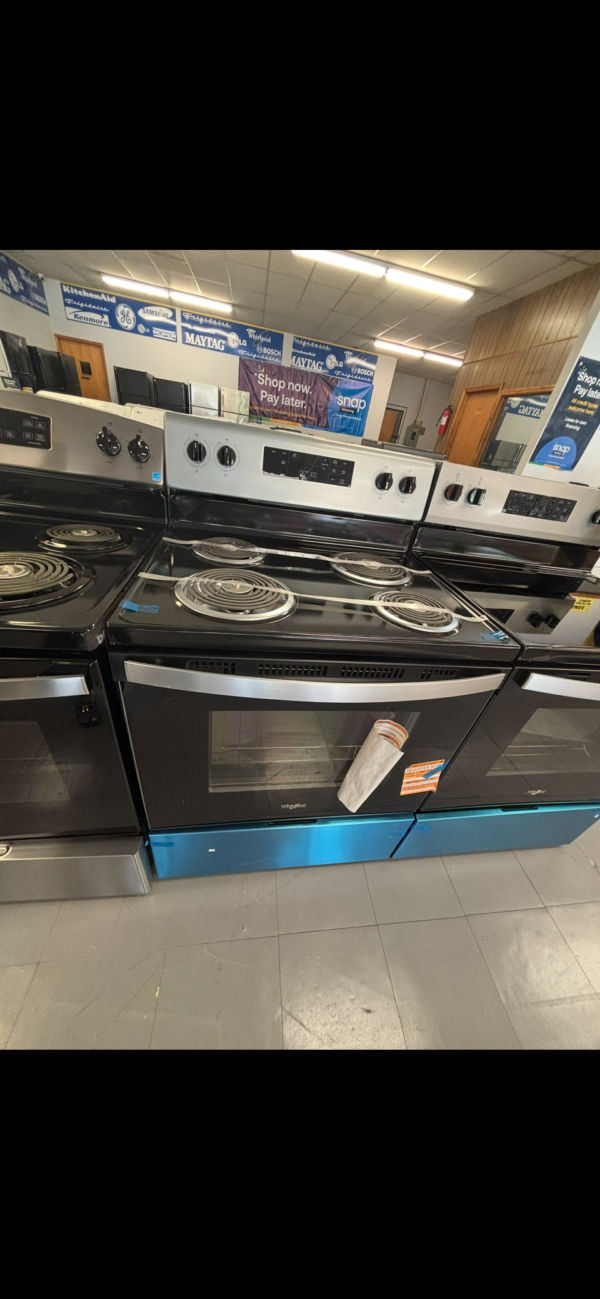 whirlpool® 4.8 cu. ft. stainless steel freestanding electric range with keep warm setting