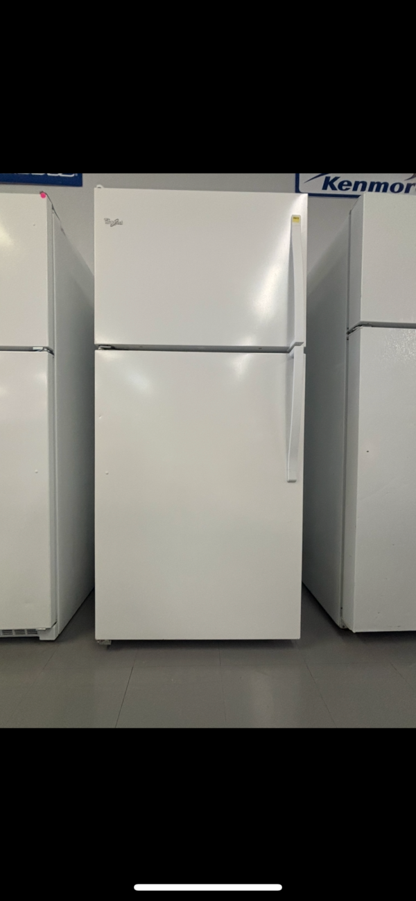 whirlpool® 18 cu. ft. white top freezer refrigerator with flexi slide bin
