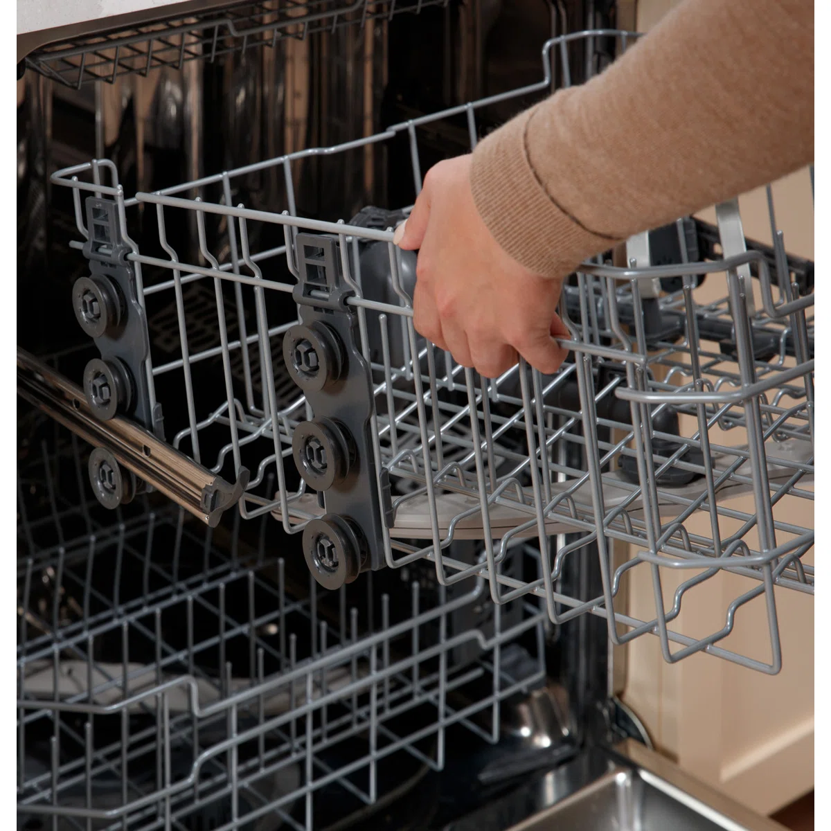 GE Appliances 24" 45 Decibel ENERGY STAR Certified Built-in Top Control Dishwasher with Adjustable Rack and Tall Tub GDT650SYVFS - Image 5