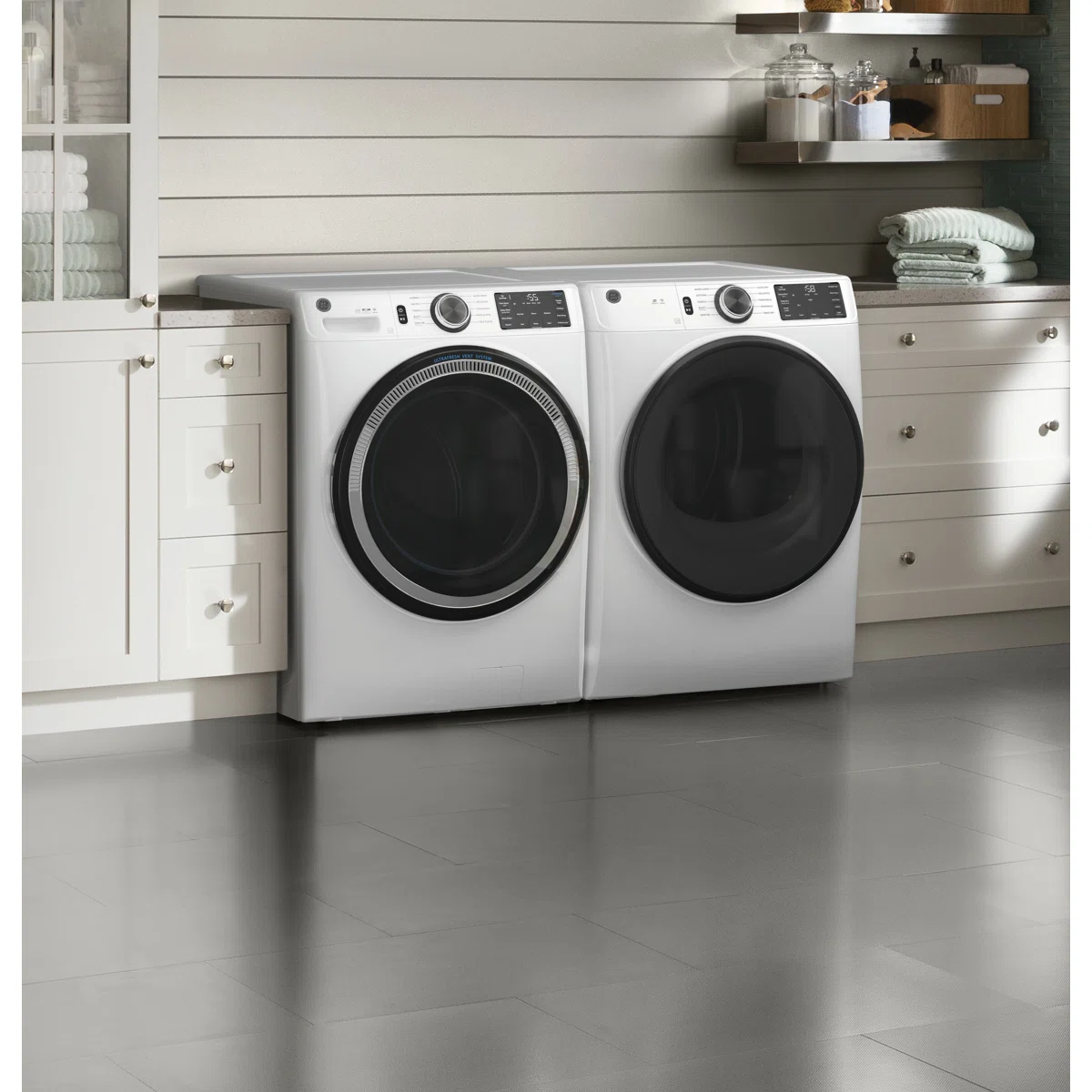 GE Appliances Smart 4.8 cu. ft. Energy Star Front Load Washer GFW550SSNWW - Image 6