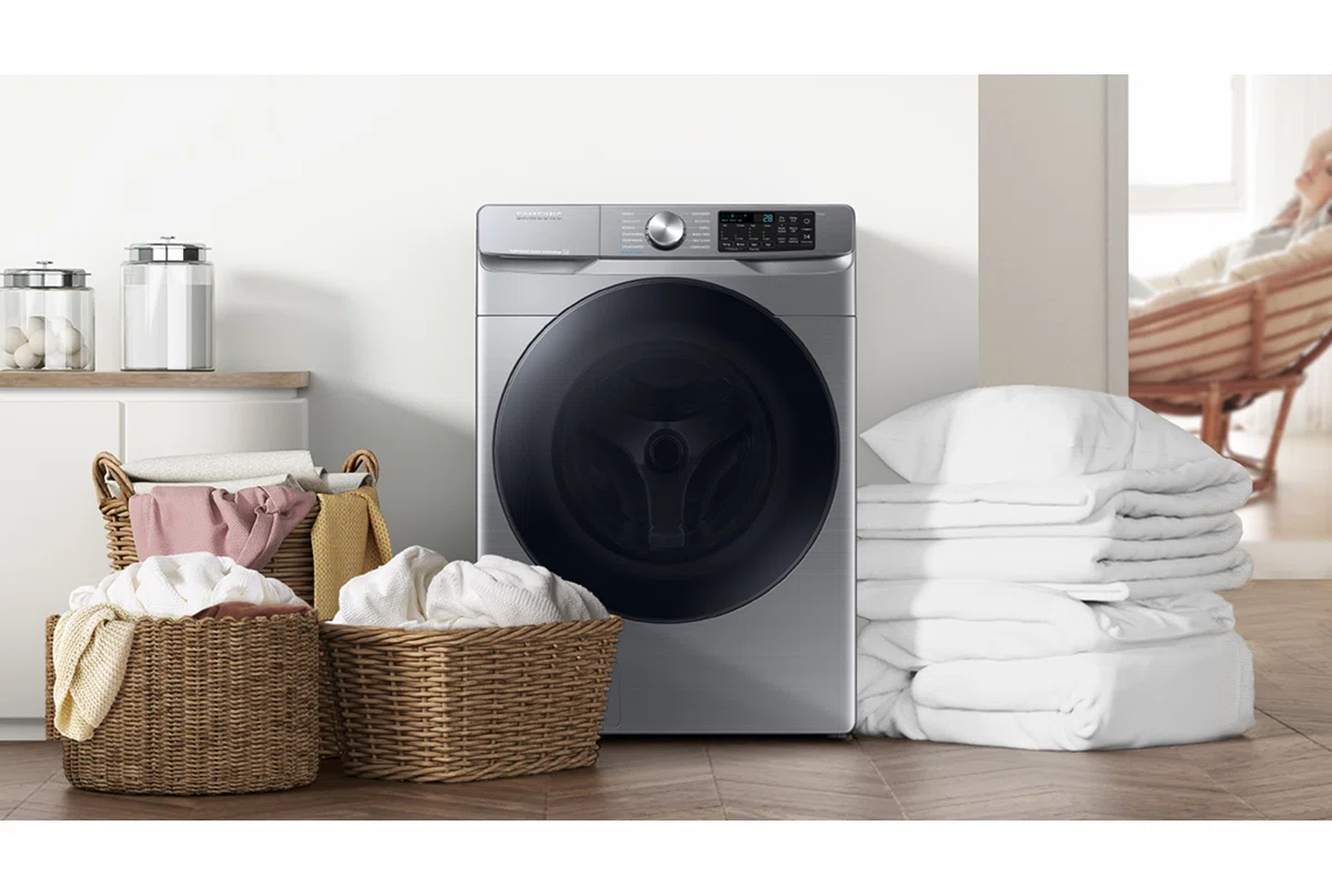 Samsung 4.5 cu. ft. Large Capacity Smart Front Load Washer WF45B6300AP - Image 7